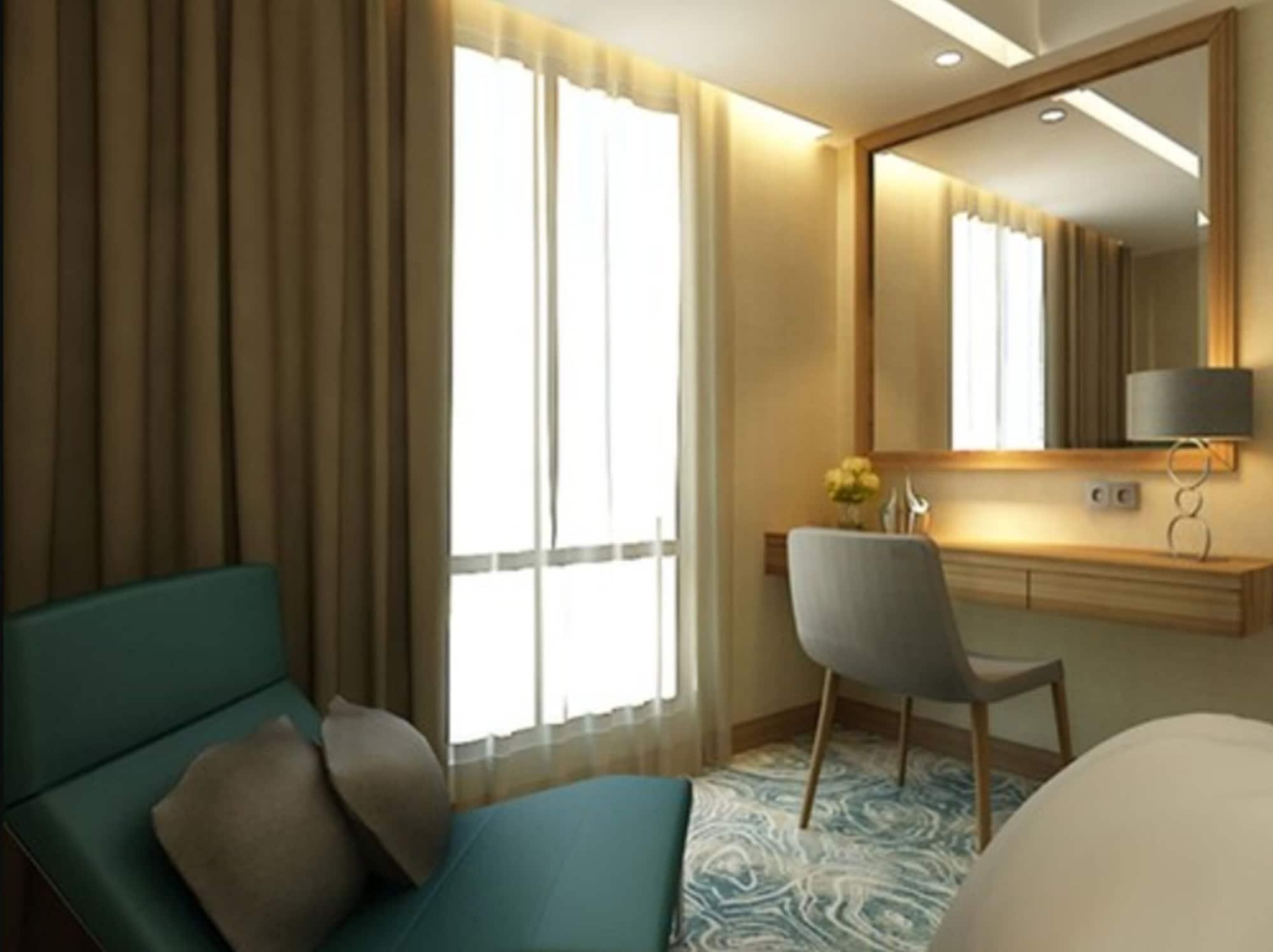 Louis Kienne Hotel Simpang Lima Semarang Exterior photo