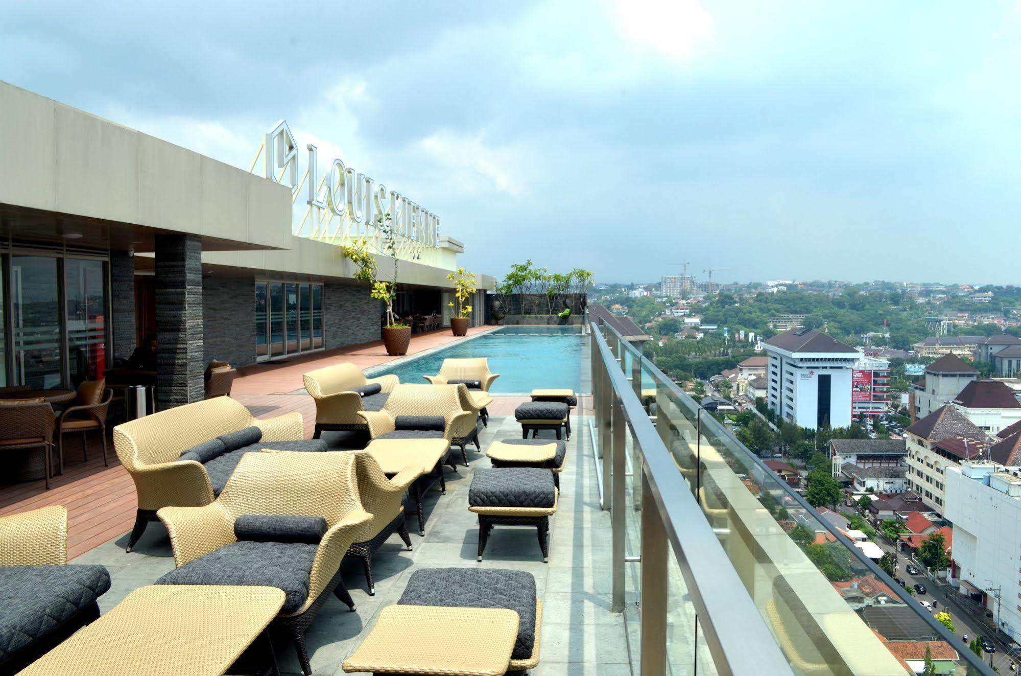 Louis Kienne Hotel Simpang Lima Semarang Exterior photo